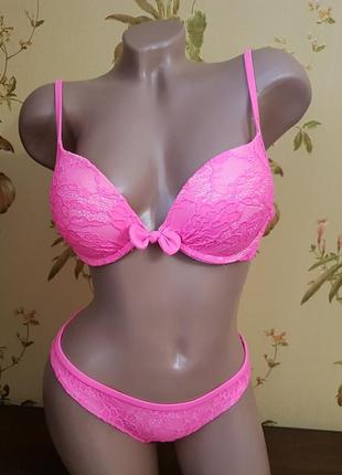 Красивий яскравий мереживний купальник ann christine, упоряд. дуже хороше. розмір s. сток!