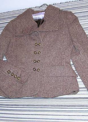 Твидовый пиджак-жакет  оригинального дизайна