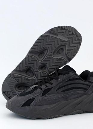 Мужские кроссовки adidas yeezy boost 700 v2 black 41-42-43-446 фото