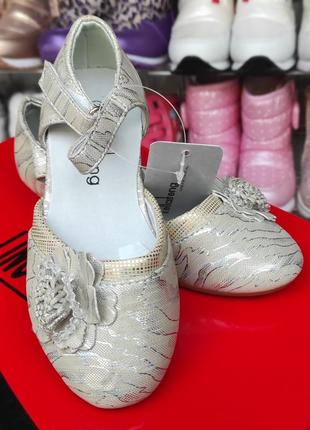 Детские туфли на каблуке под платье для девочки 31,32,33,35,36