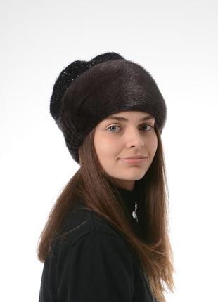 Женская трикотажная шапка с норкой1 фото