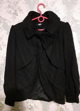 Пальто чорного цвета с бантом2 фото