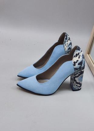 Женские туфли из натуральной замши комбинированный натуральной в голубых оттенках на каблуке 9 см5 фото