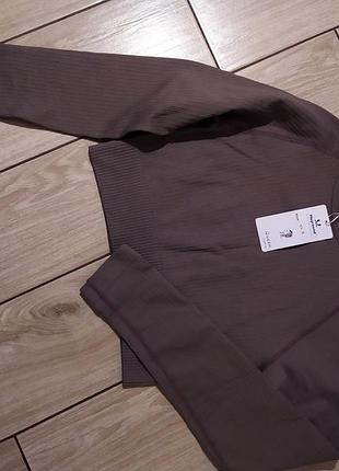 Спортивний топ з довгим рукавом4 фото