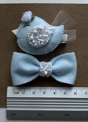 Наьір шпильок з пташкою