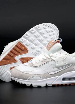 Кроссовки Nike Czarne joggersy z logo na całej powierzchni
