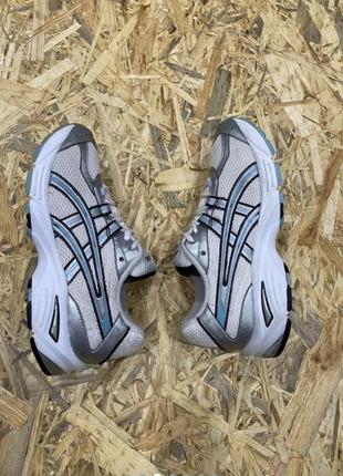 Женские беговые кроссовки asics3 фото