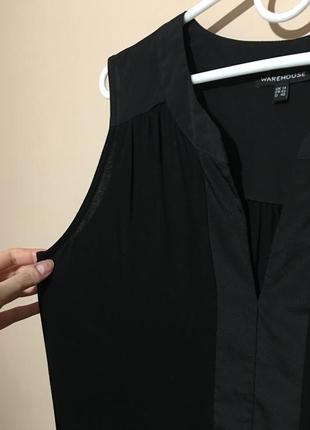 Черная блузка warehouse с контрастными вставками из атласа3 фото