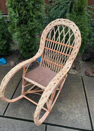 Кресло-качалка детское, мягкое, плетеное из лозы2 фото
