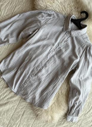 Сіра блуза з об‘ємними рукавами