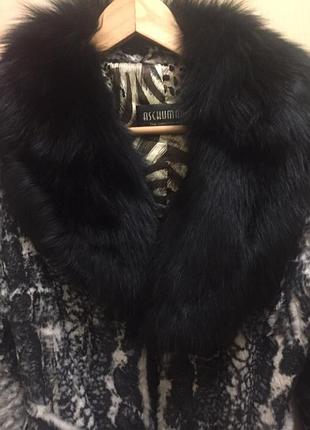 Жіноча шуба з кролика