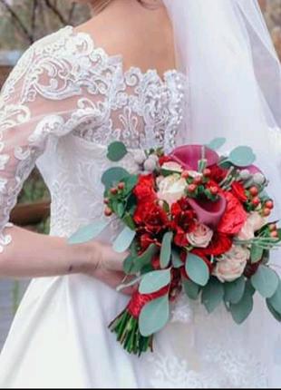Ніжне і красиве весільне платтячко3 фото