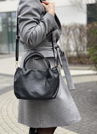 Шкіряна чорна невеличка сумка bonella, італія, кольори в асортименті5 фото