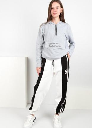 Жіночі спортивні теплі зимові штани на флісі