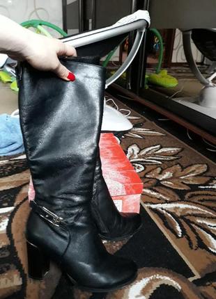 Кожаные осенние сапоги
