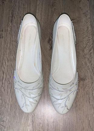 Весільні туфлі