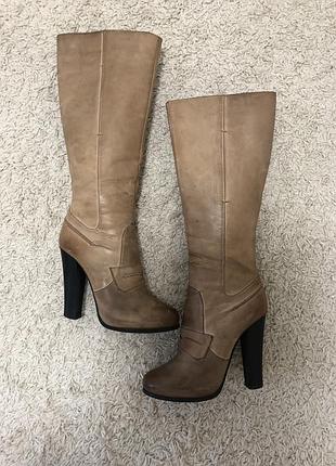 Продам демісезонні чоботи attizarrа