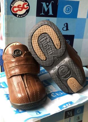 Новые кожаные ботинки chicco 4