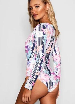 Квіткове боді з декольте boohoo