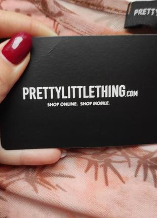 Топ-сетка с иероглифами от prettylittlething5 фото