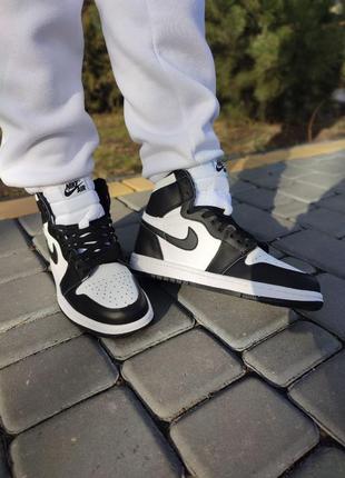 Кроссовки nike air jordan 1 retro high black white1 фото