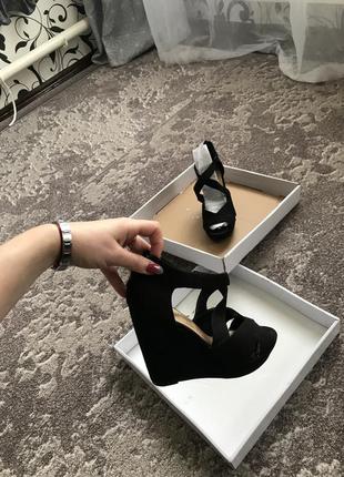 Босоніжки шикарні 👠 🤩 красиво 😍