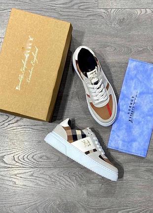 Burberry взяття кросівки 2