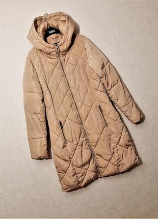 Reserved брендовое пальто стёганное бежевое зима/демисезон с капюшоном женское2 фото