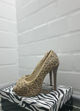 Женские туфли кожа