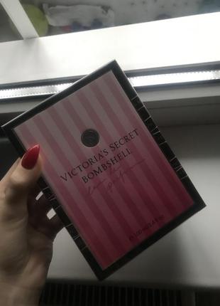 Парфумована вода victoria’s secret bomshell