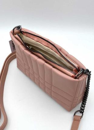 Модная женская сумка из качественной экокожи цвета пудра3 фото