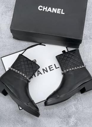 Чоботи  в стилі chanel3 фото