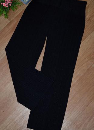 Классические,черные  брюки с люриксовой ноточкой