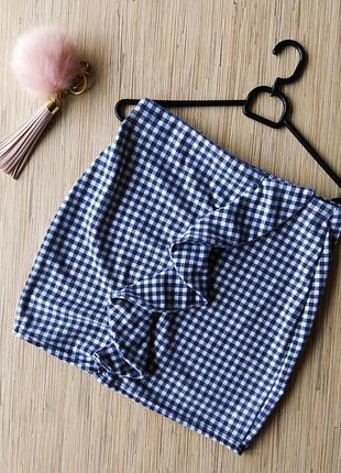 Юбка в клетку с рюшей спереди
