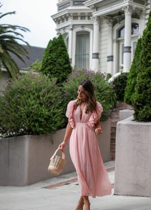 Сарафан персикового кольору плісе
