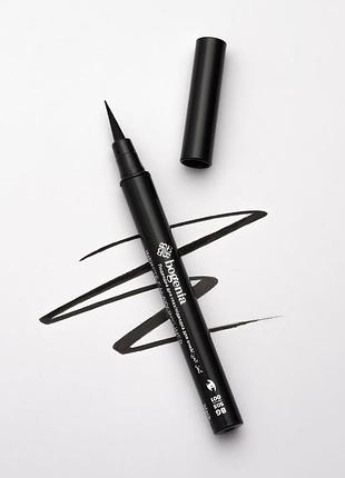 Підводка для очей ♥️⠀
⠀
eyeliner ⠀1 фото