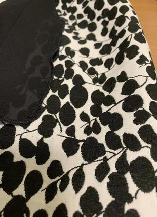 Платье футляр без рукавов бело-черное гобелен точек-веточек, 16 (3179)8 фото