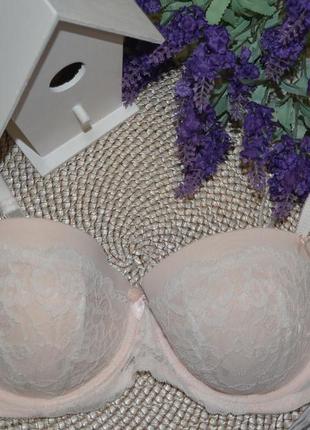 36 d фірмові вишуканий бюстгальтер ліф з гипюровыми вставками