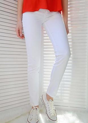 Джинсы белые gloria jeans