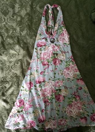 Літнє плаття з квітковим принтом