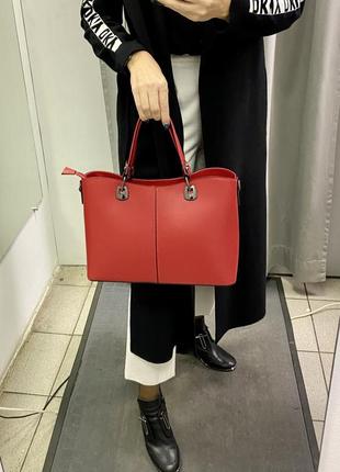 Красна сумка шкіряна червона сумка жіноча італійська сумка ділова сумка а45 фото