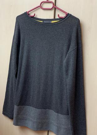Дуже якісний светр від італійського бренду pourmoi у складі вовна , ангора , кашемір