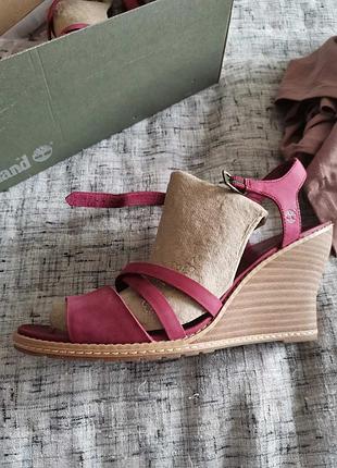 Босоніжки жіночі timberland на танкетці
