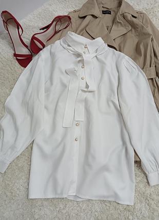 Красива ніжна блуза з широким рукавом5 фото