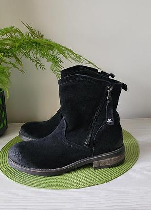 Напівчобітки шкіряні оригінал tamaris розміра 40,41