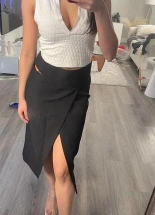 Красивая юбка с разрезом zara