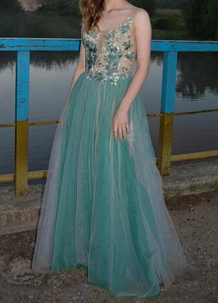 Випускна сукня бірюзового кольору