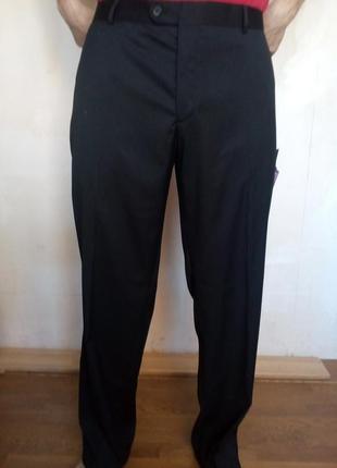 Чоловічі штани comfort fit. розмір указ.-31 з завыш. посадкою ззаду!!!