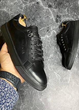 Стильні кеди шкіряні чорні чоловічі томмі хілфігер tommy hilfiger (весна/осінь/демі/демісезонні) для чоловіків,зручні,комфортні,стильні