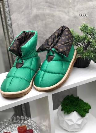 Зелені яскраві трендові якісні утеплені черевички дутіки кількість дуже обмежена